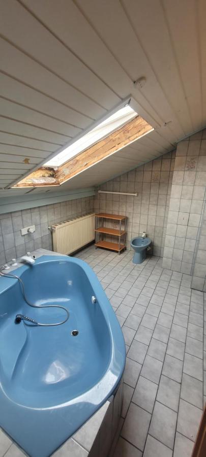Ferienzimmer / Monteurzimmer ノイマルクト・アム・ヴァラーゼー エクステリア 写真